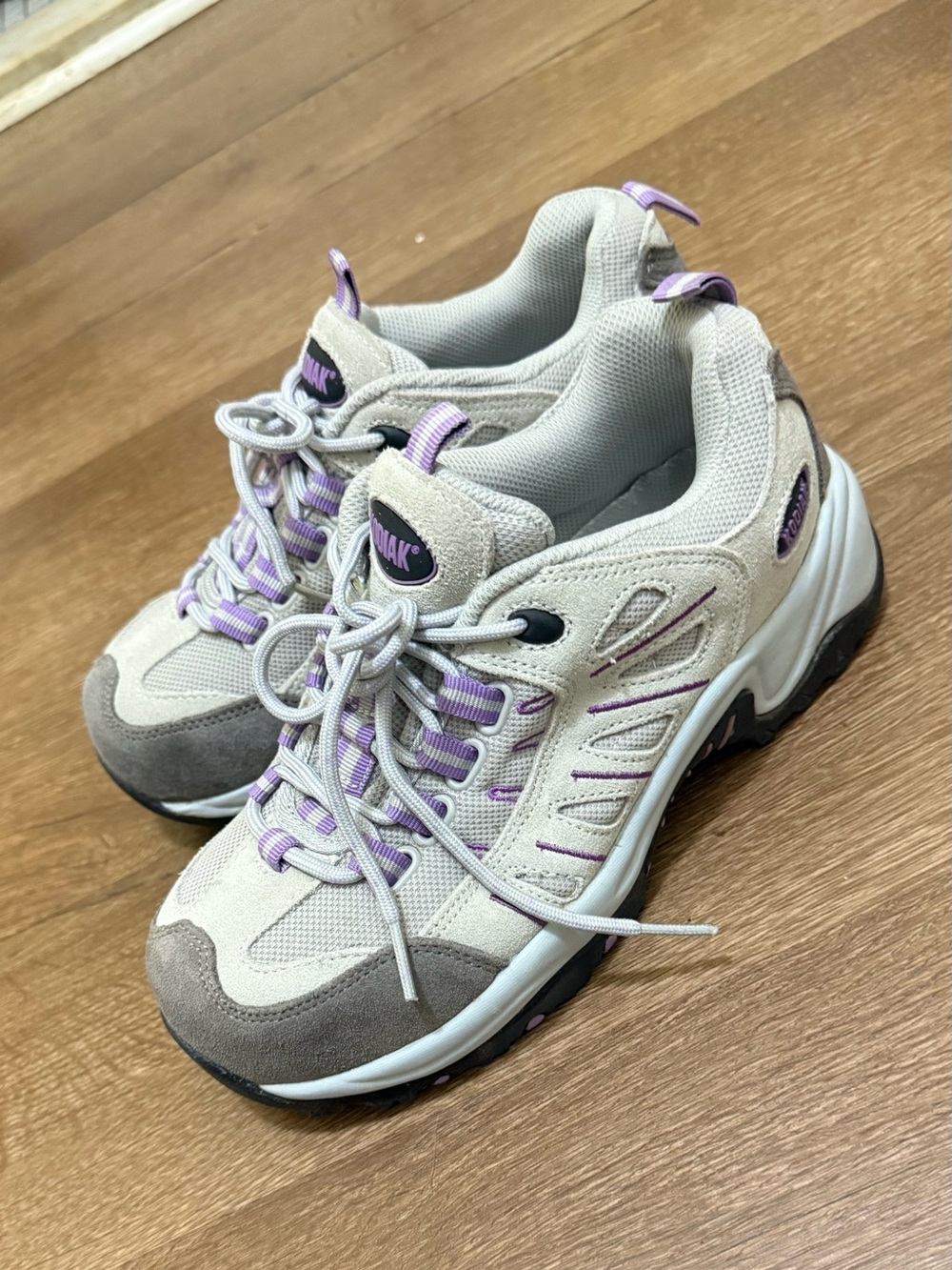 Kodiak Lather Women’s Shoes Size 7